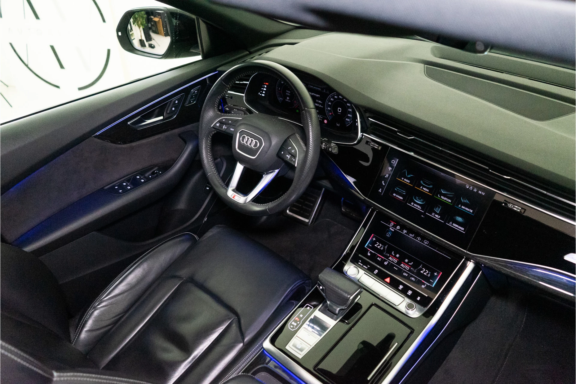 Hoofdafbeelding Audi Q8