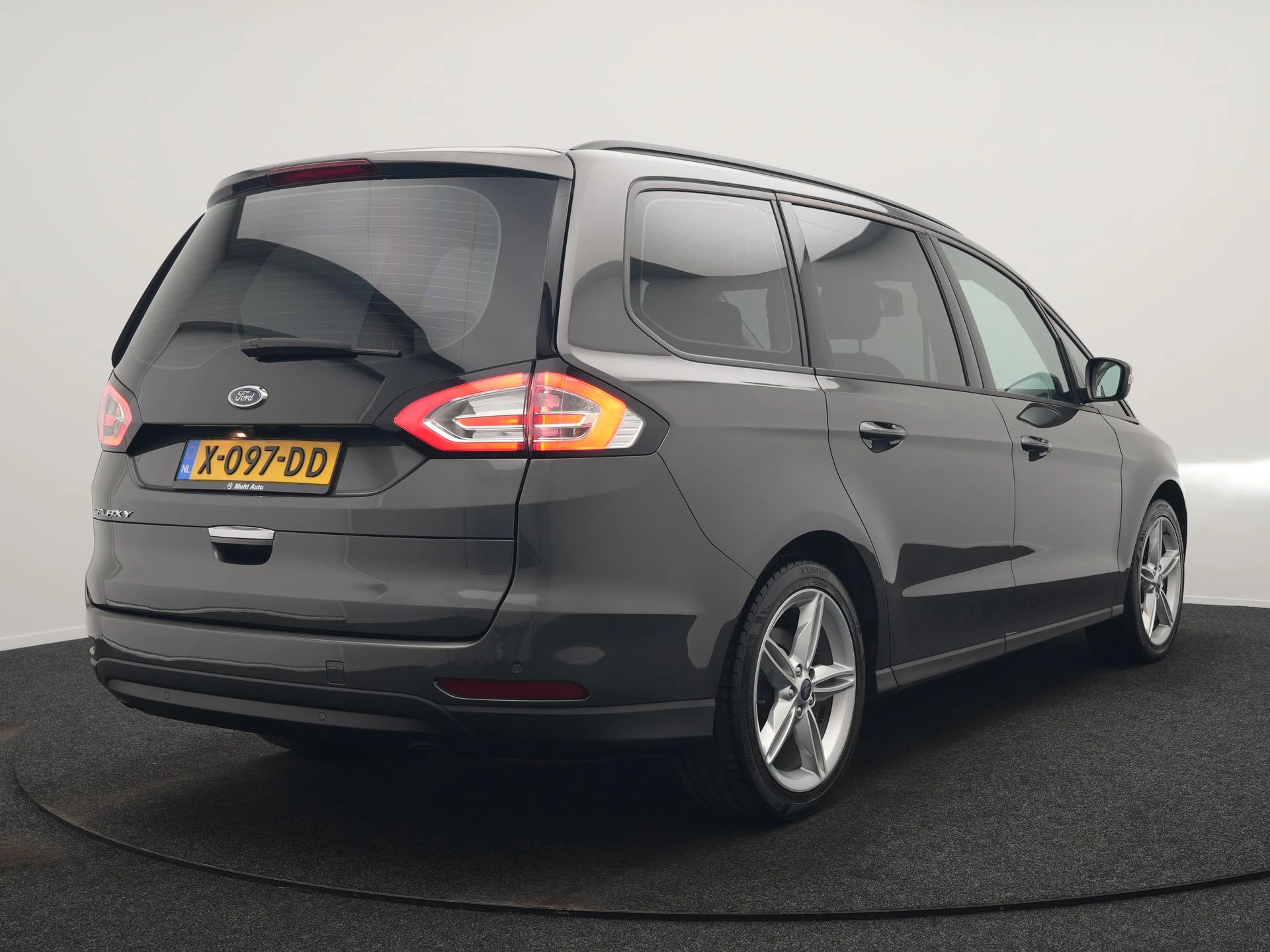 Hoofdafbeelding Ford Galaxy