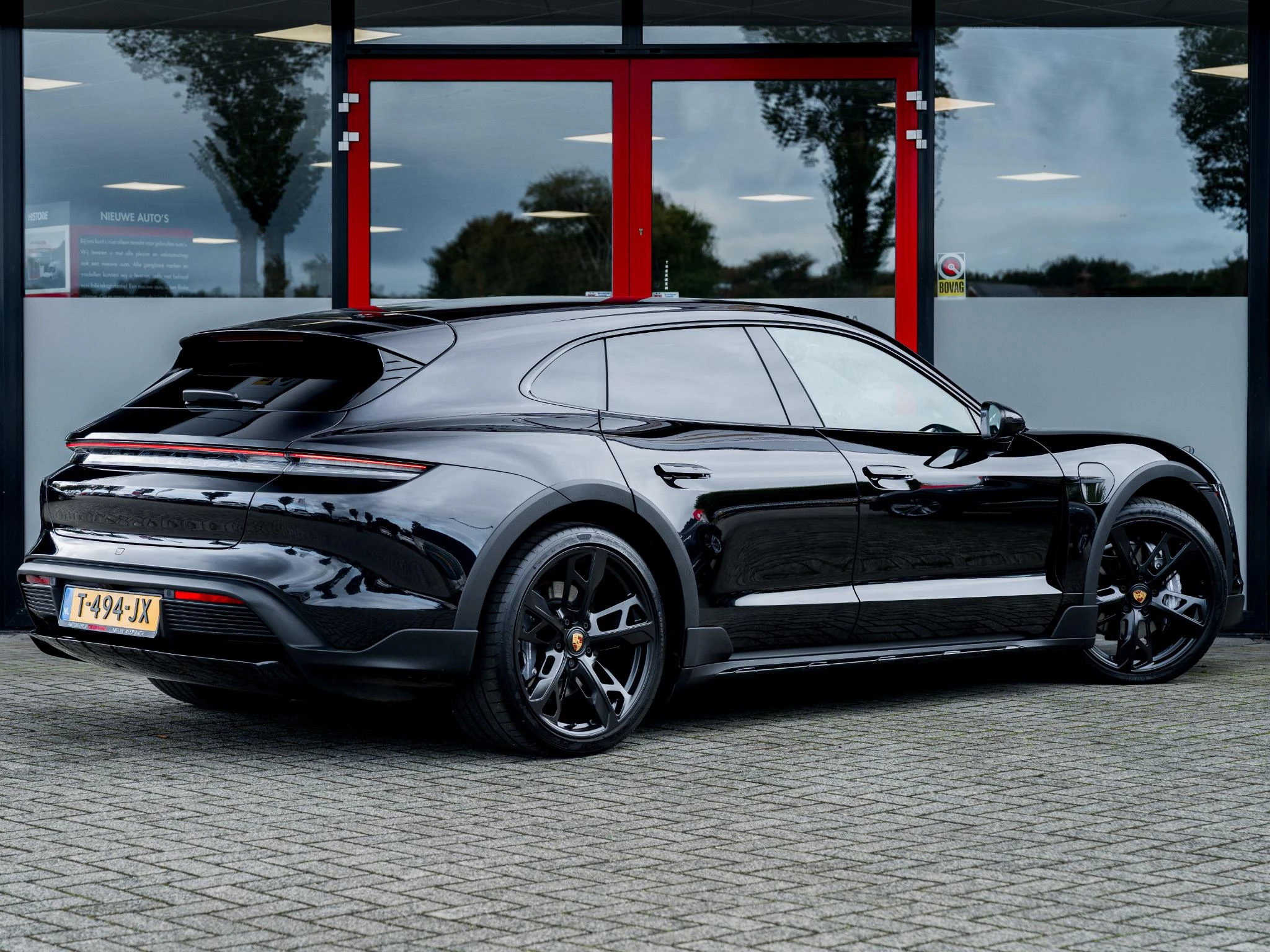 Hoofdafbeelding Porsche Taycan