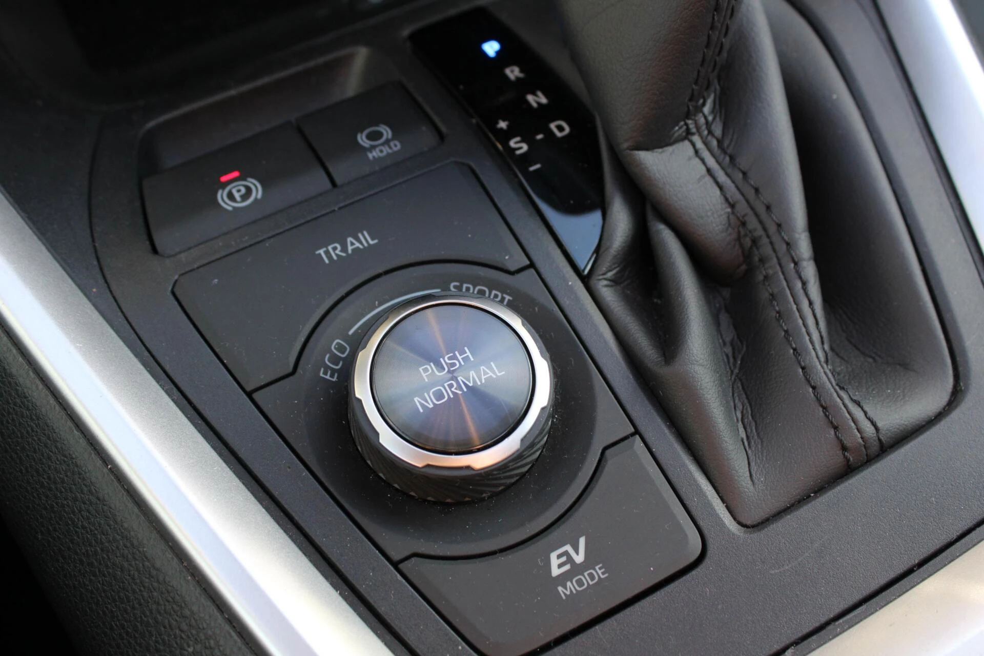 Hoofdafbeelding Toyota RAV4