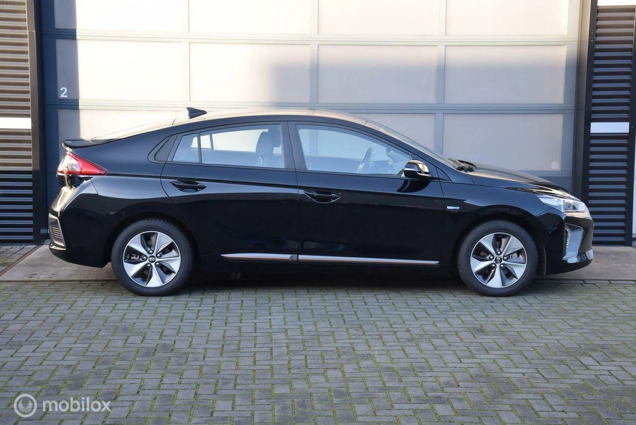 Hoofdafbeelding Hyundai IONIQ