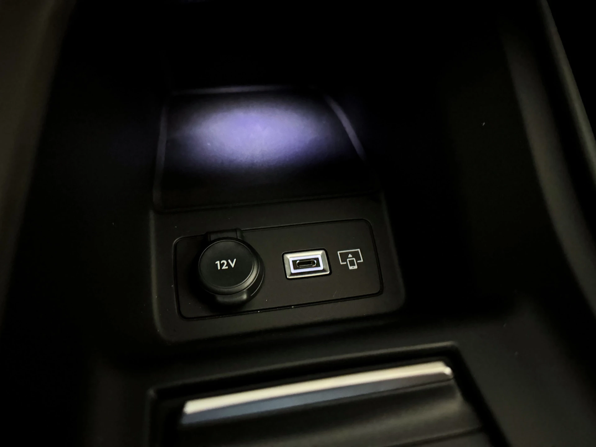 Hoofdafbeelding Peugeot 408