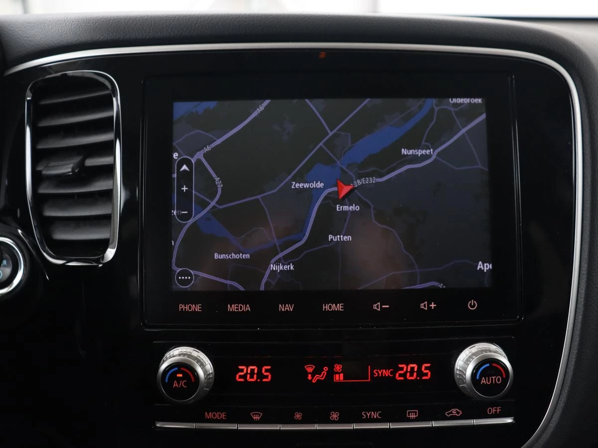 Hoofdafbeelding Mitsubishi Outlander