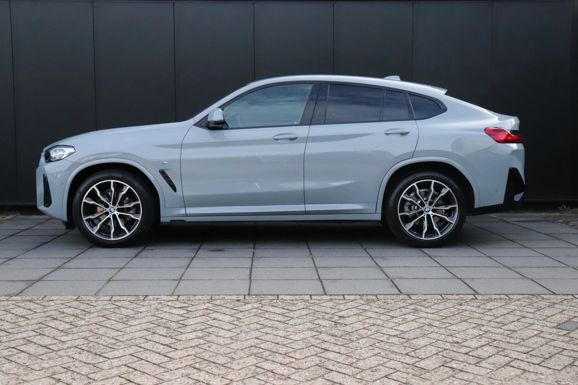 Hoofdafbeelding BMW X4