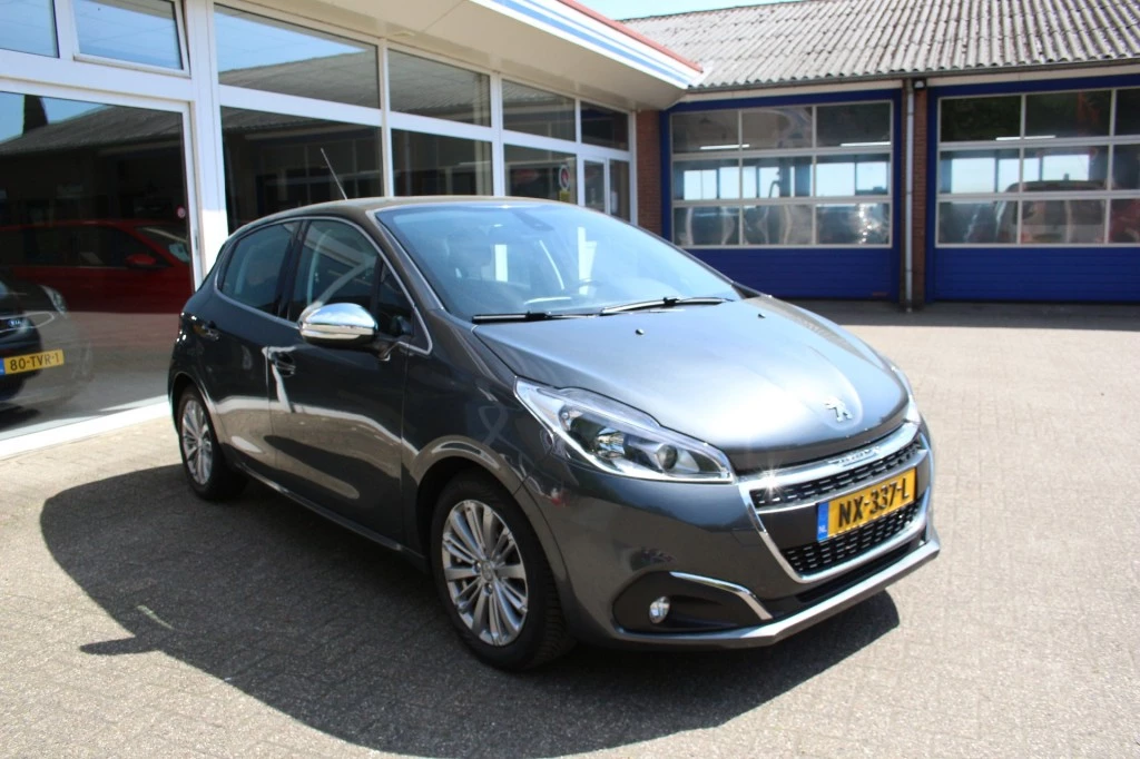 Hoofdafbeelding Peugeot 208