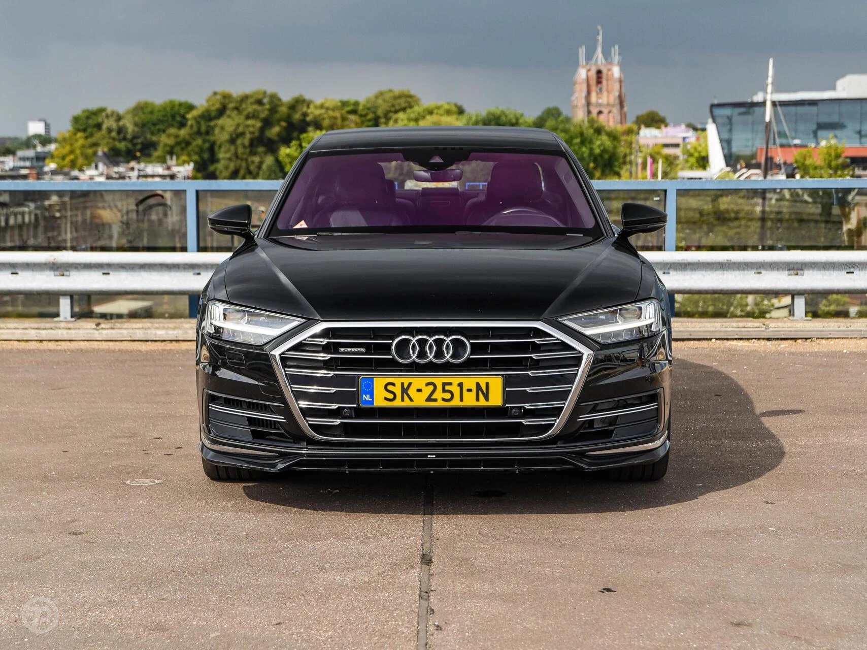Hoofdafbeelding Audi A8
