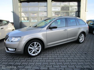 Skoda Octavia Combi 1.4 TSI Greentech Trekhaak 1500kg! Ruimte!