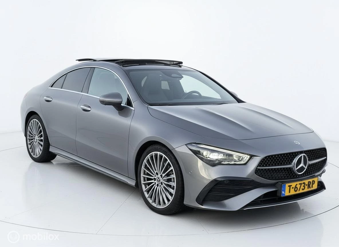 Hoofdafbeelding Mercedes-Benz CLA