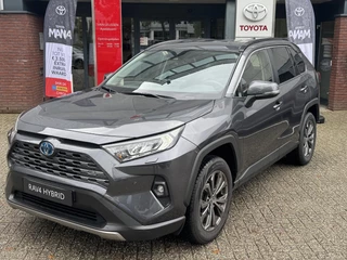 Toyota RAV4 2.5 Hybrid STYLE LEER STOEL/STUURVERW NAVI PARK-SENSOREN CAMERA APPLE/ANDROID EL-ACHTERKLEP CLIMA 18'' LM-VELGEN