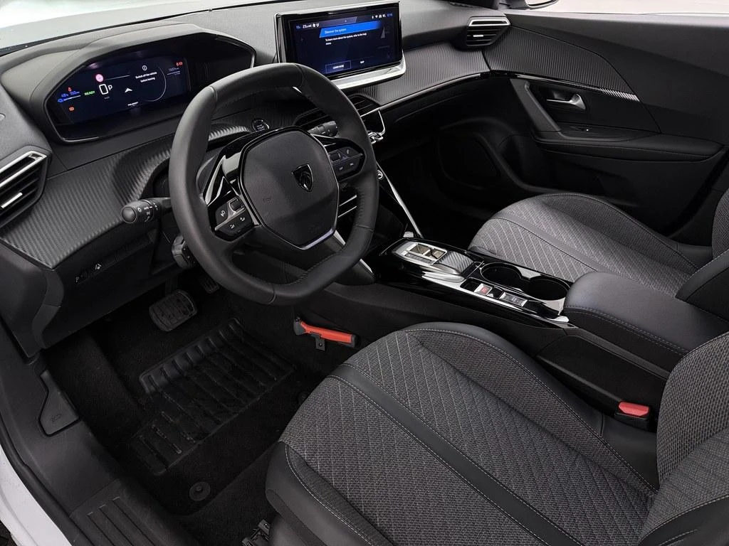 Peugeot e-2008