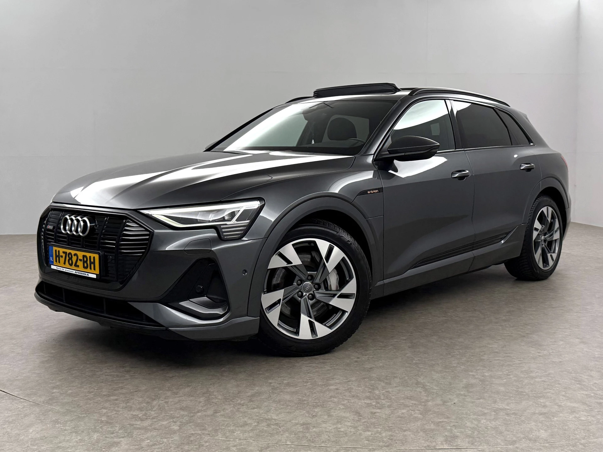 Hoofdafbeelding Audi e-tron