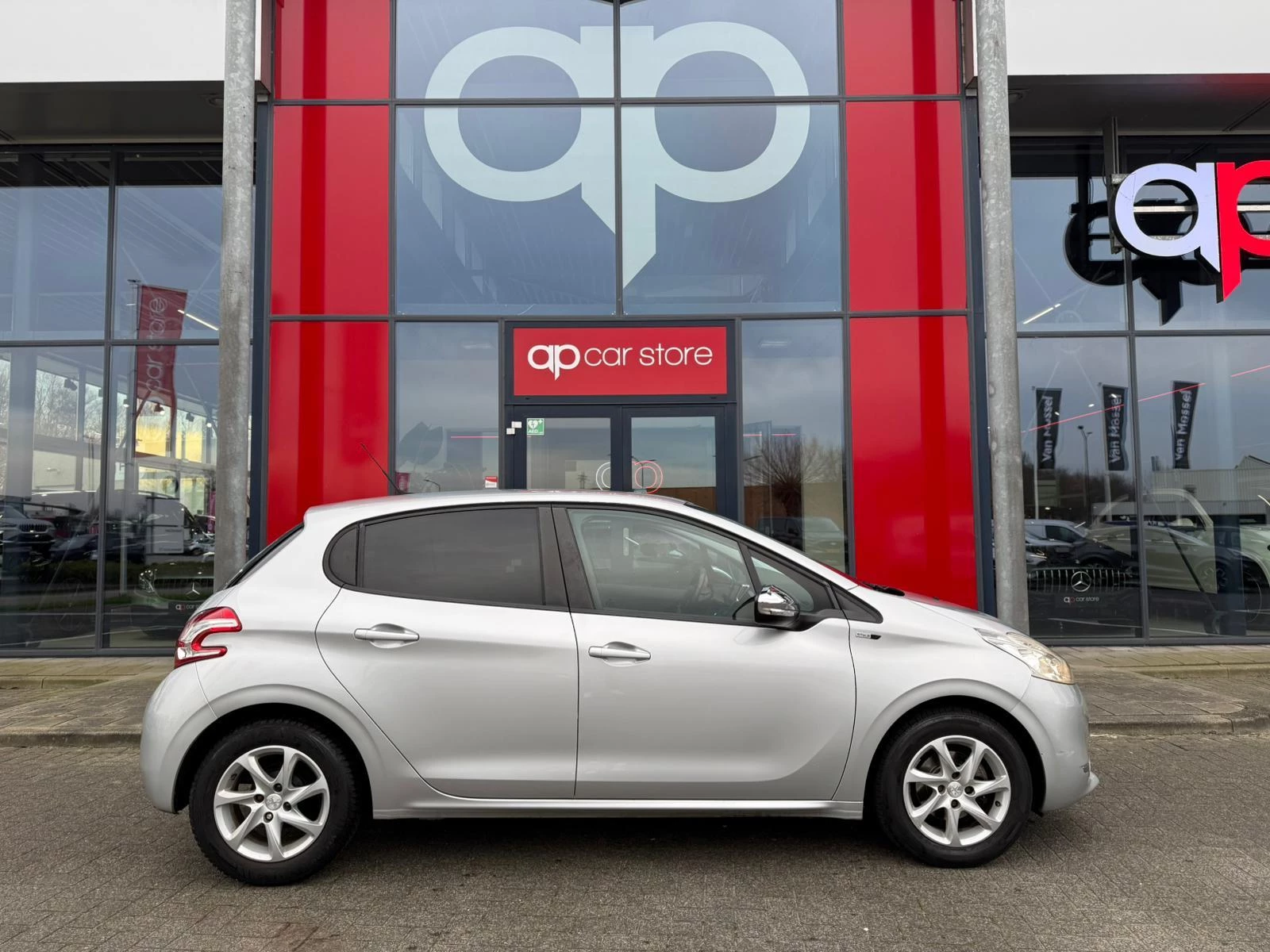 Hoofdafbeelding Peugeot 208