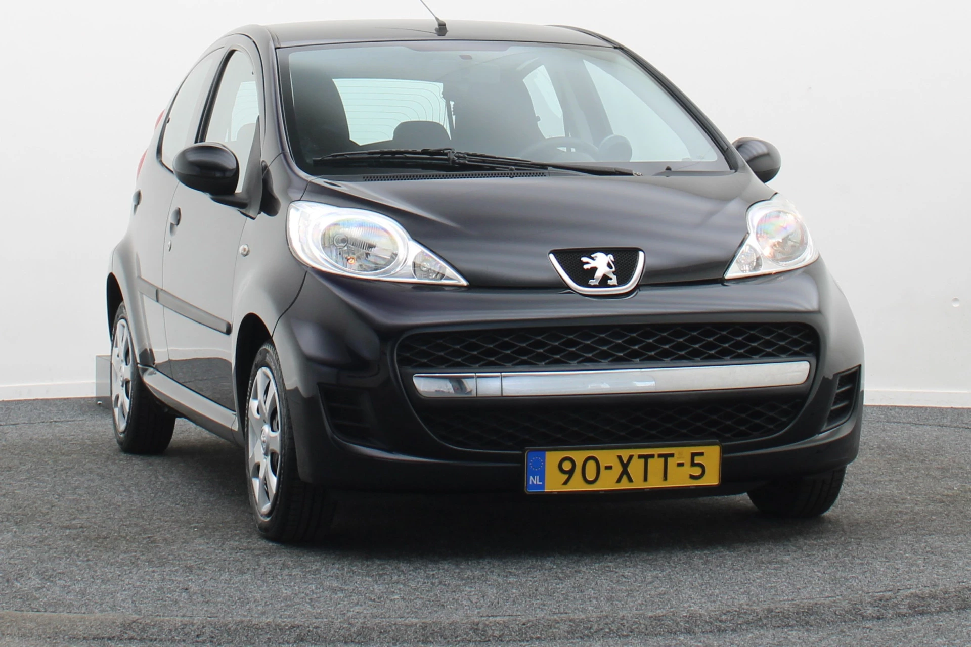 Hoofdafbeelding Peugeot 107