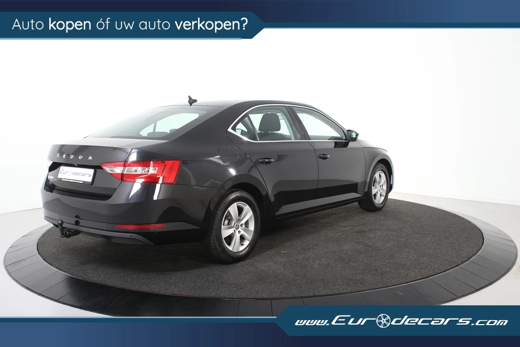 Hoofdafbeelding Škoda Superb