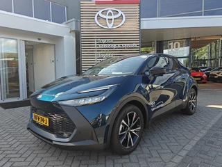 Hoofdafbeelding Toyota C-HR Toyota C-HR 1.8 HYBRID 140 DYNAMIC NAVI CLIMA PARK-SENSOREN 18" LM-VELGEN CAMERA KEYLESS AD-CRUISE BLIND-SPOT