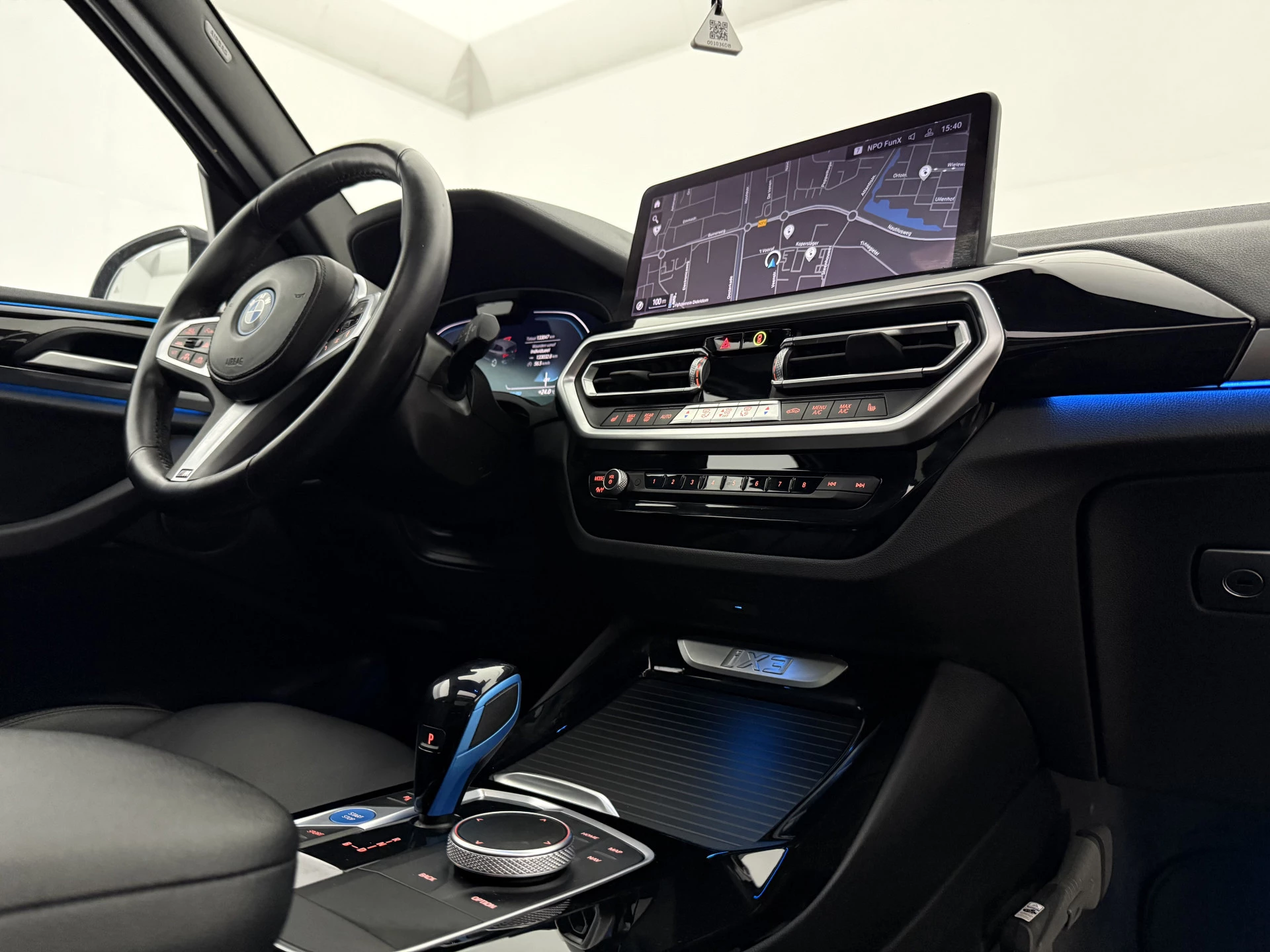 Hoofdafbeelding BMW iX3