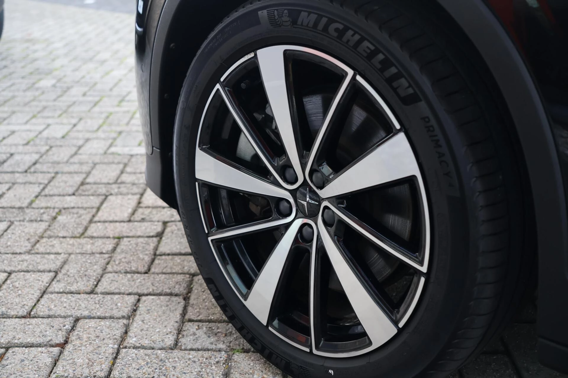 Hoofdafbeelding Polestar 2