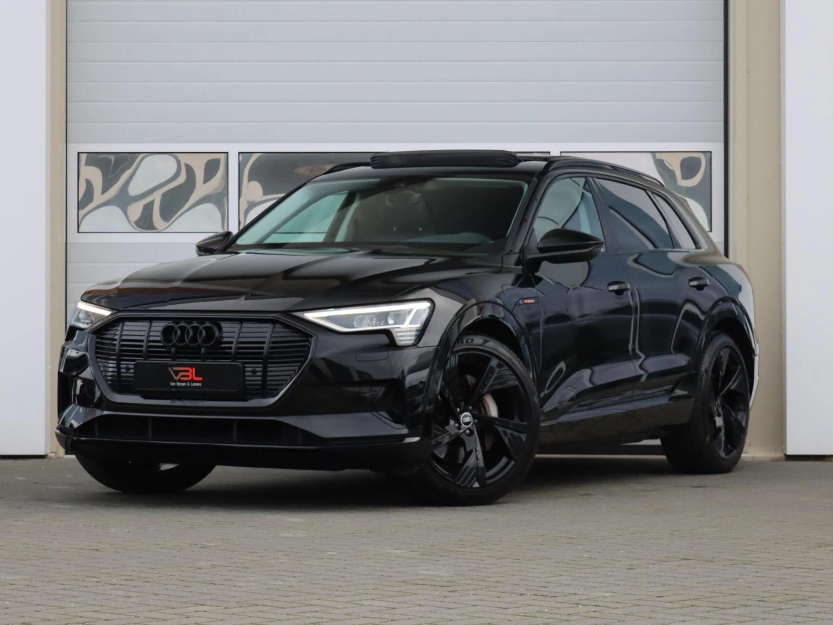 Hoofdafbeelding Audi e-tron