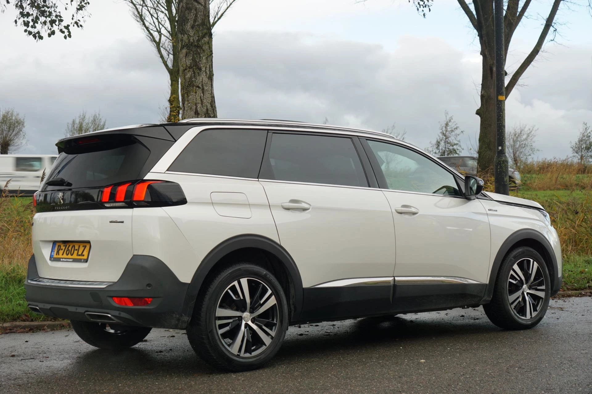 Hoofdafbeelding Peugeot 5008