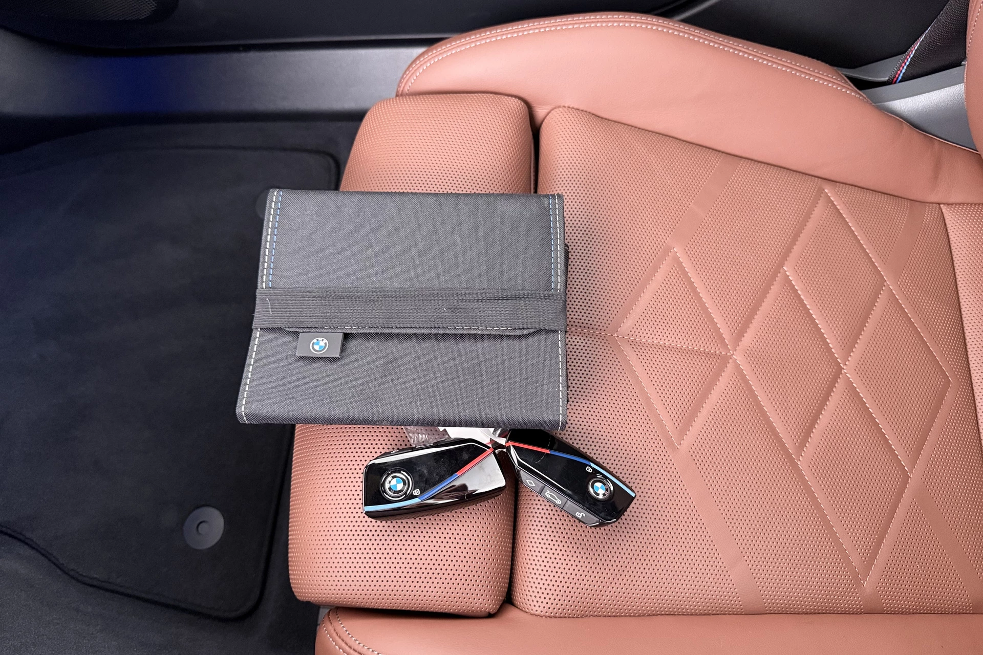 Hoofdafbeelding BMW i5