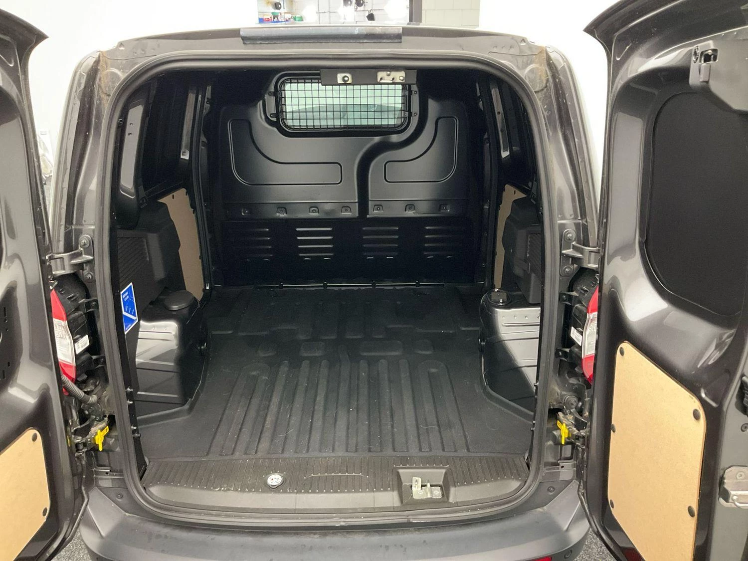 Hoofdafbeelding Ford Transit Courier