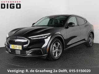 Ford Mustang Mach-E Extended RWD 98 kWh SOH 94% | Navigatie | Trekhaak | Stuur-& Stoelverwarming | Leder | Camera |