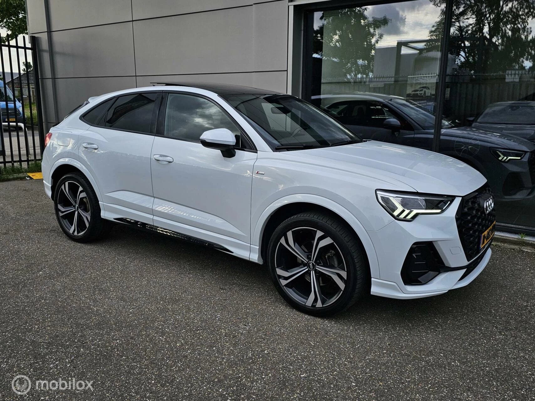 Hoofdafbeelding Audi Q3