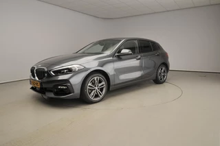 BMW 1 Serie 5-deurs 116i | LED | Navigatie | Sportstoelen | Clima | DAB | Hifi speakers | Alu 17 inch