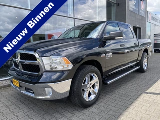 Hoofdafbeelding Dodge Ram 1500 Dodge Ram 1500 Hemi 5.7 V8 4x4 Crew Cab Classic (Mooie complete en klassieke RAM 1500 met fijne opties!)