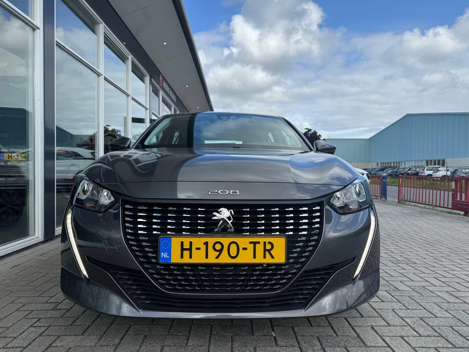 Hoofdafbeelding Peugeot 208