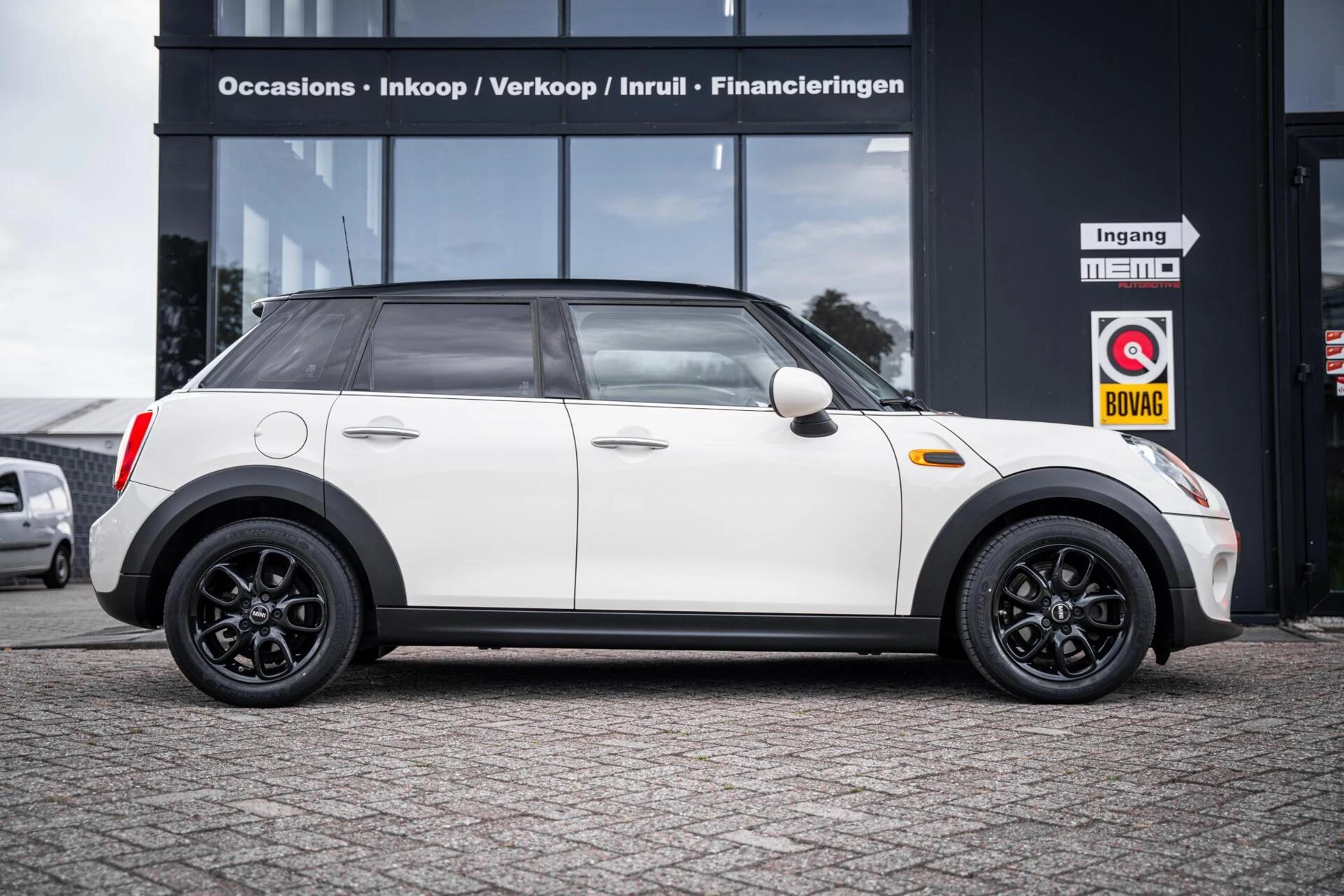 Hoofdafbeelding MINI One
