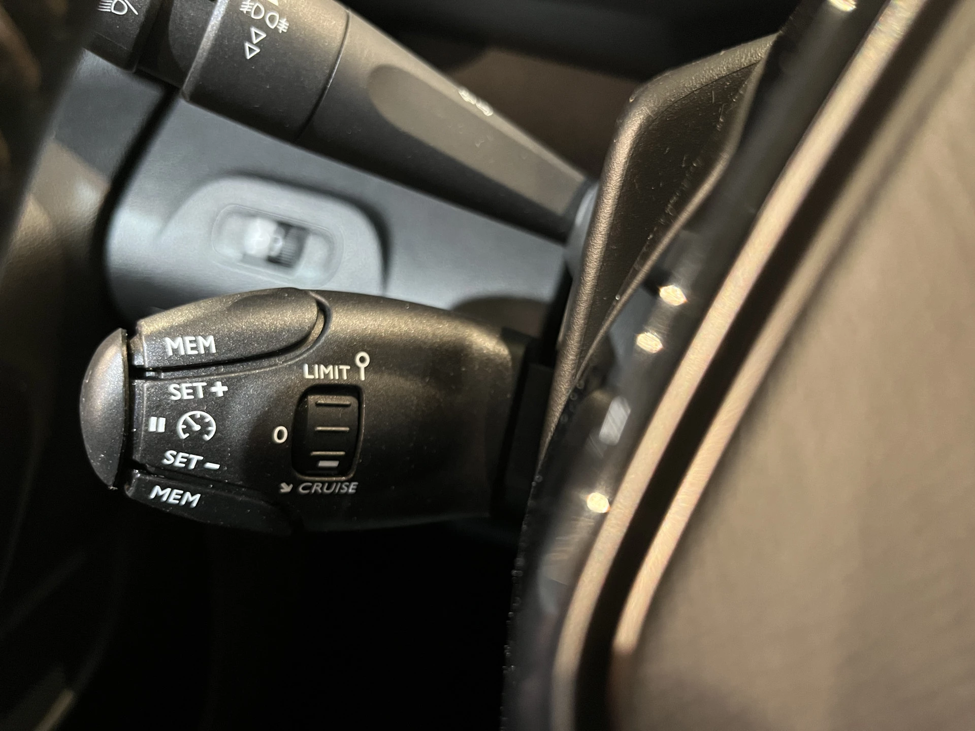 Hoofdafbeelding Peugeot e-Rifter