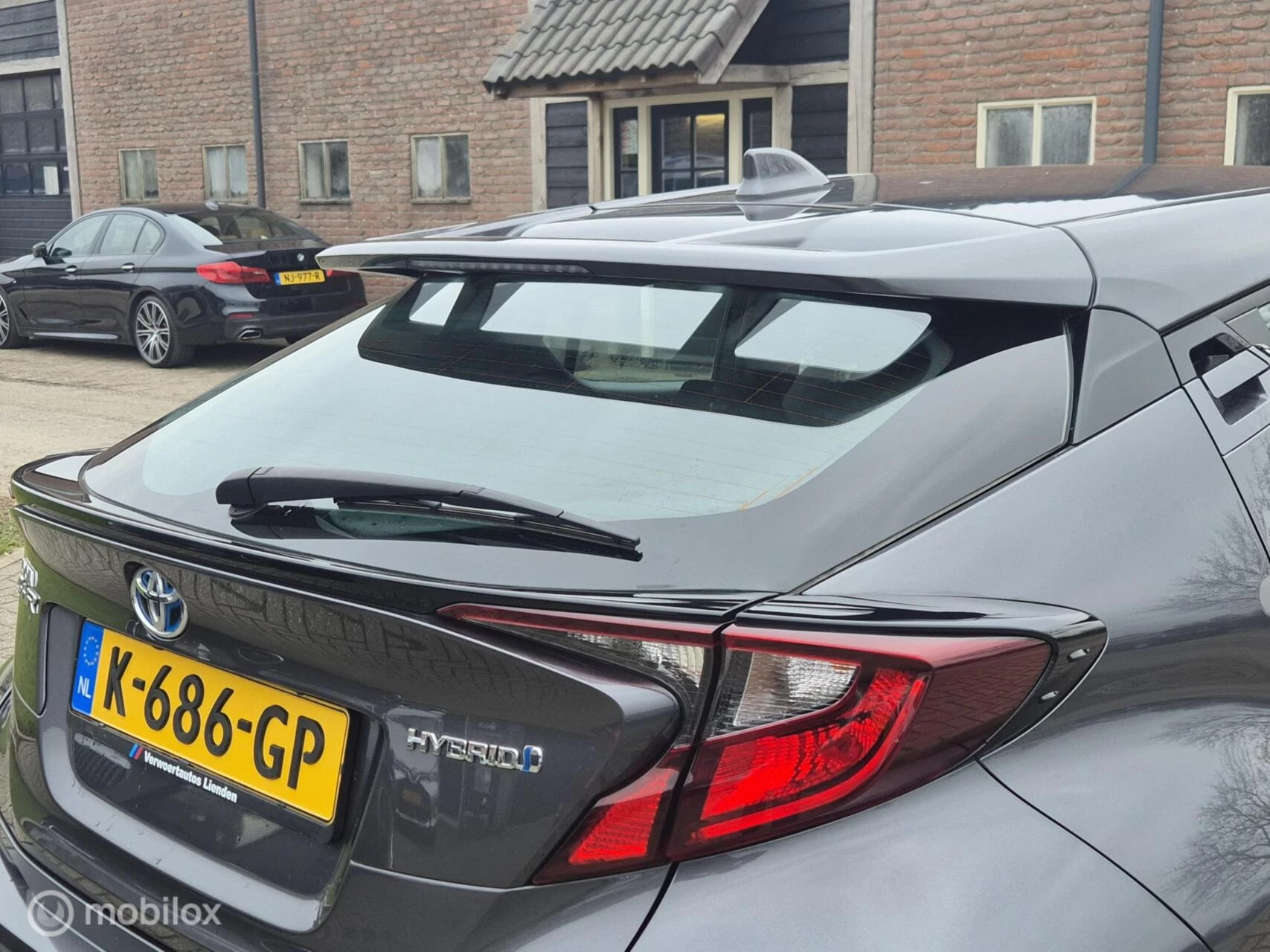 Hoofdafbeelding Toyota C-HR