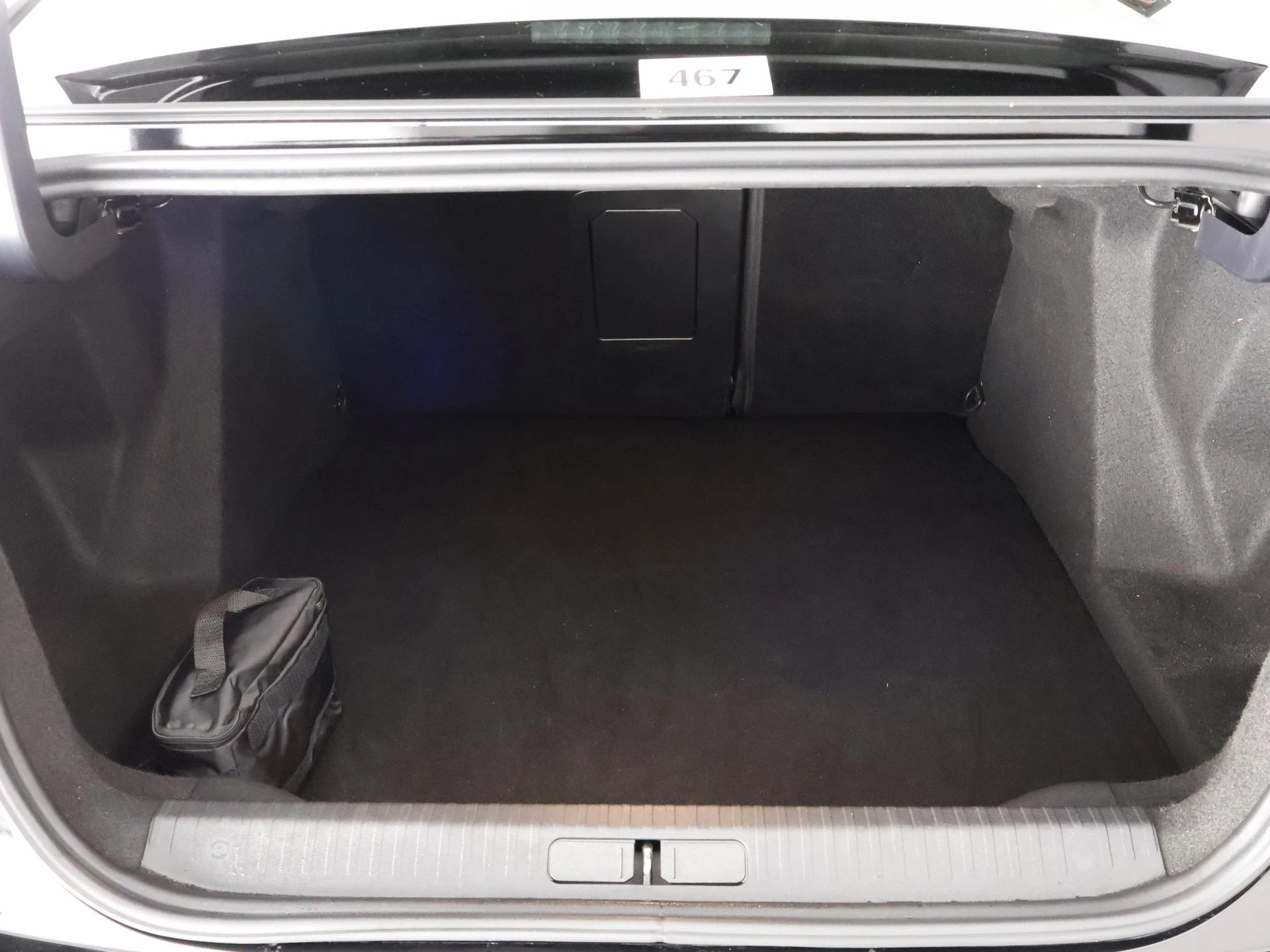 Hoofdafbeelding Citroën ë-C4 X