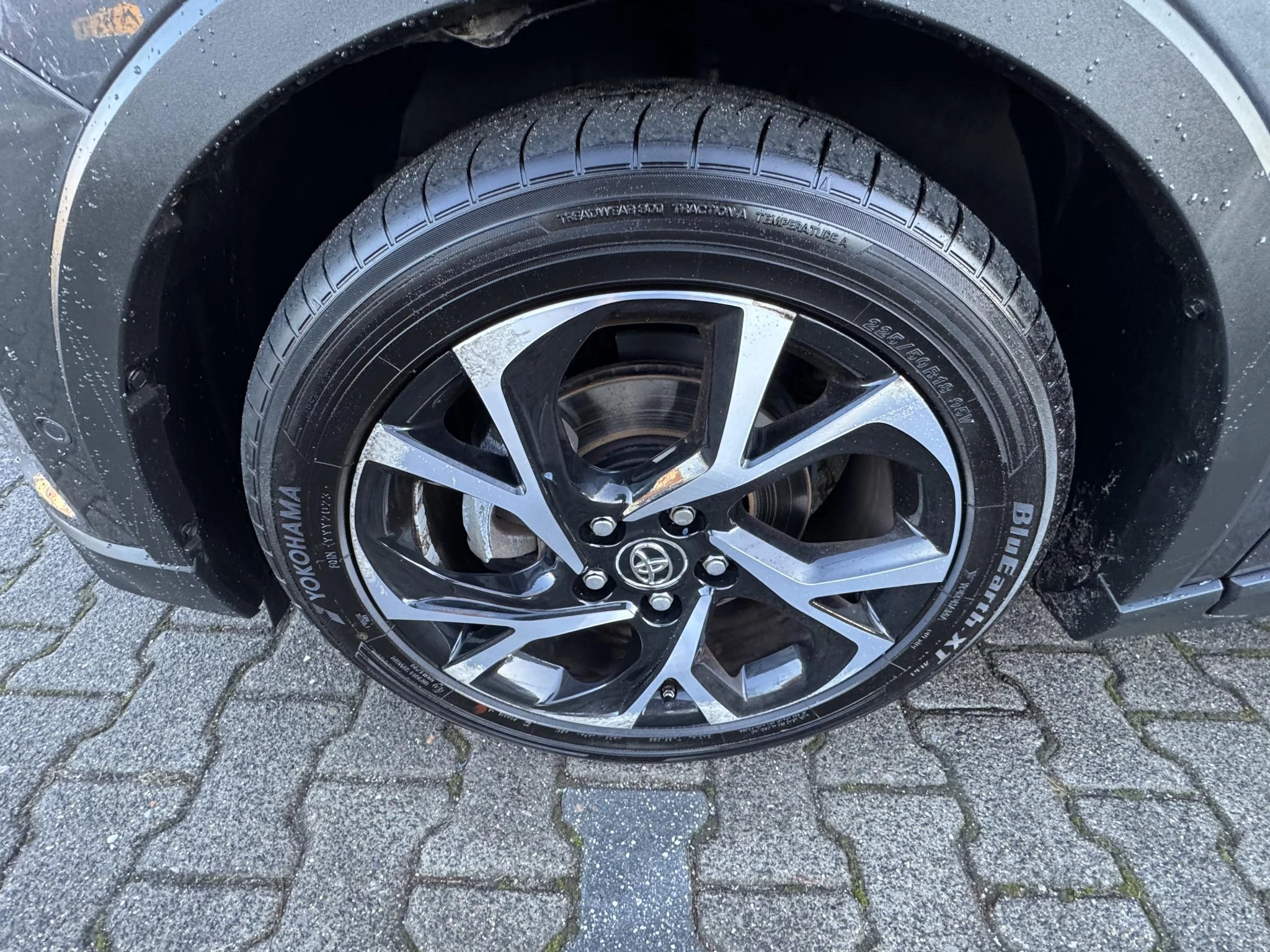 Hoofdafbeelding Toyota C-HR