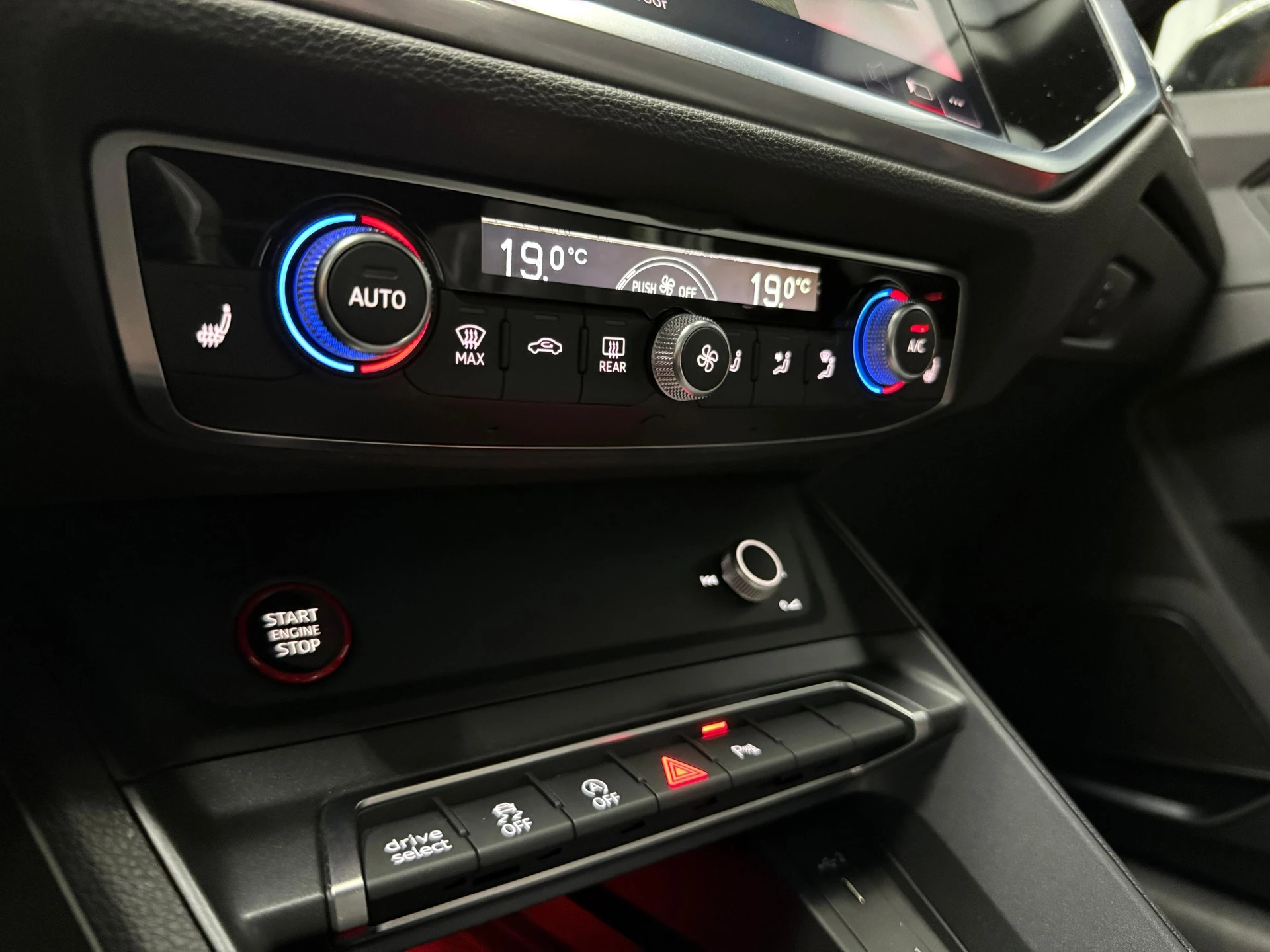 Hoofdafbeelding Audi RSQ3