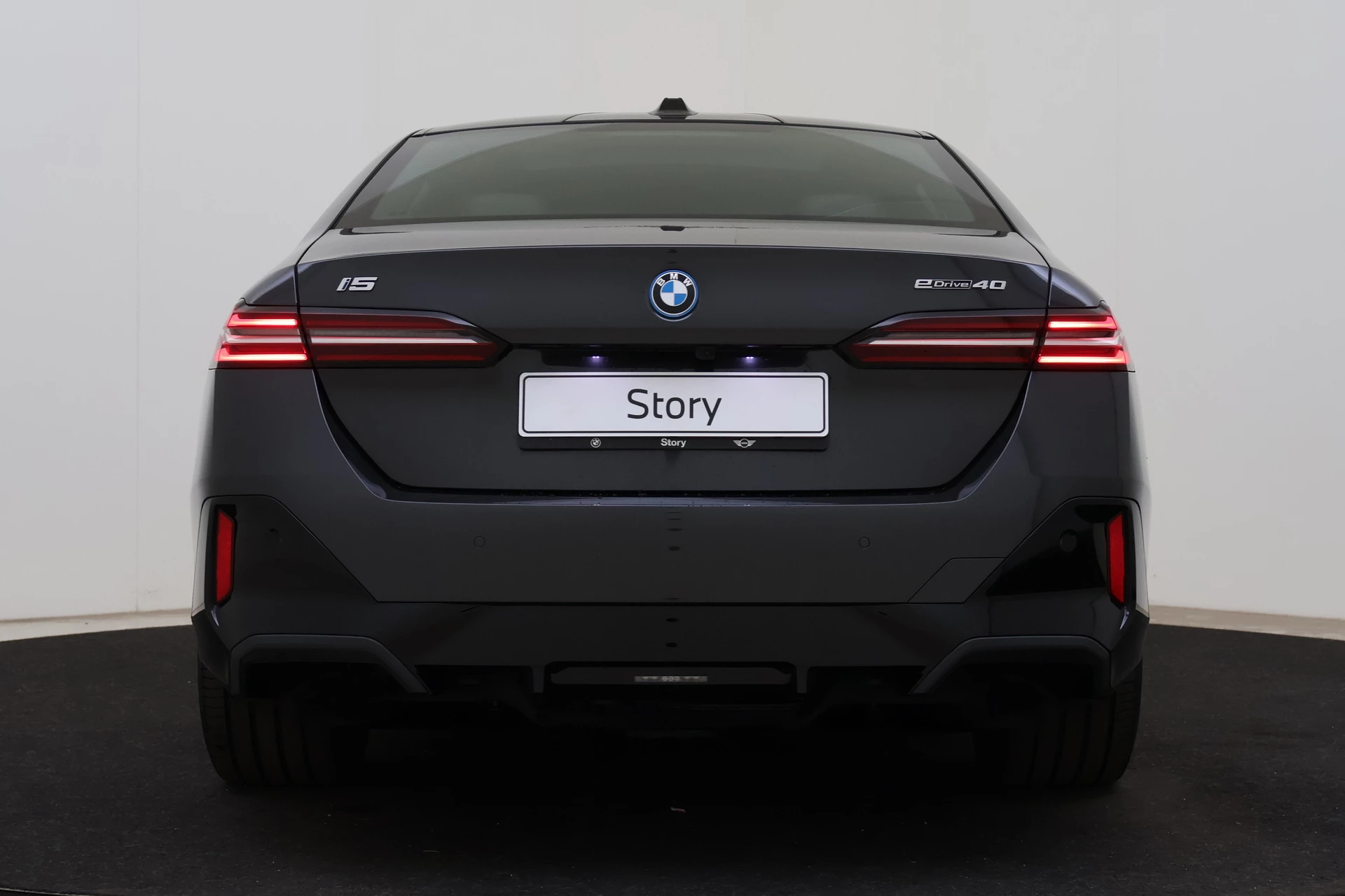 Hoofdafbeelding BMW i5