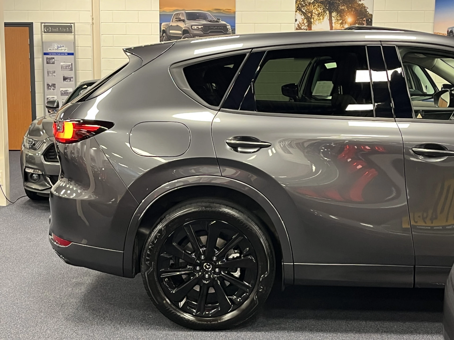 Hoofdafbeelding Mazda CX-60