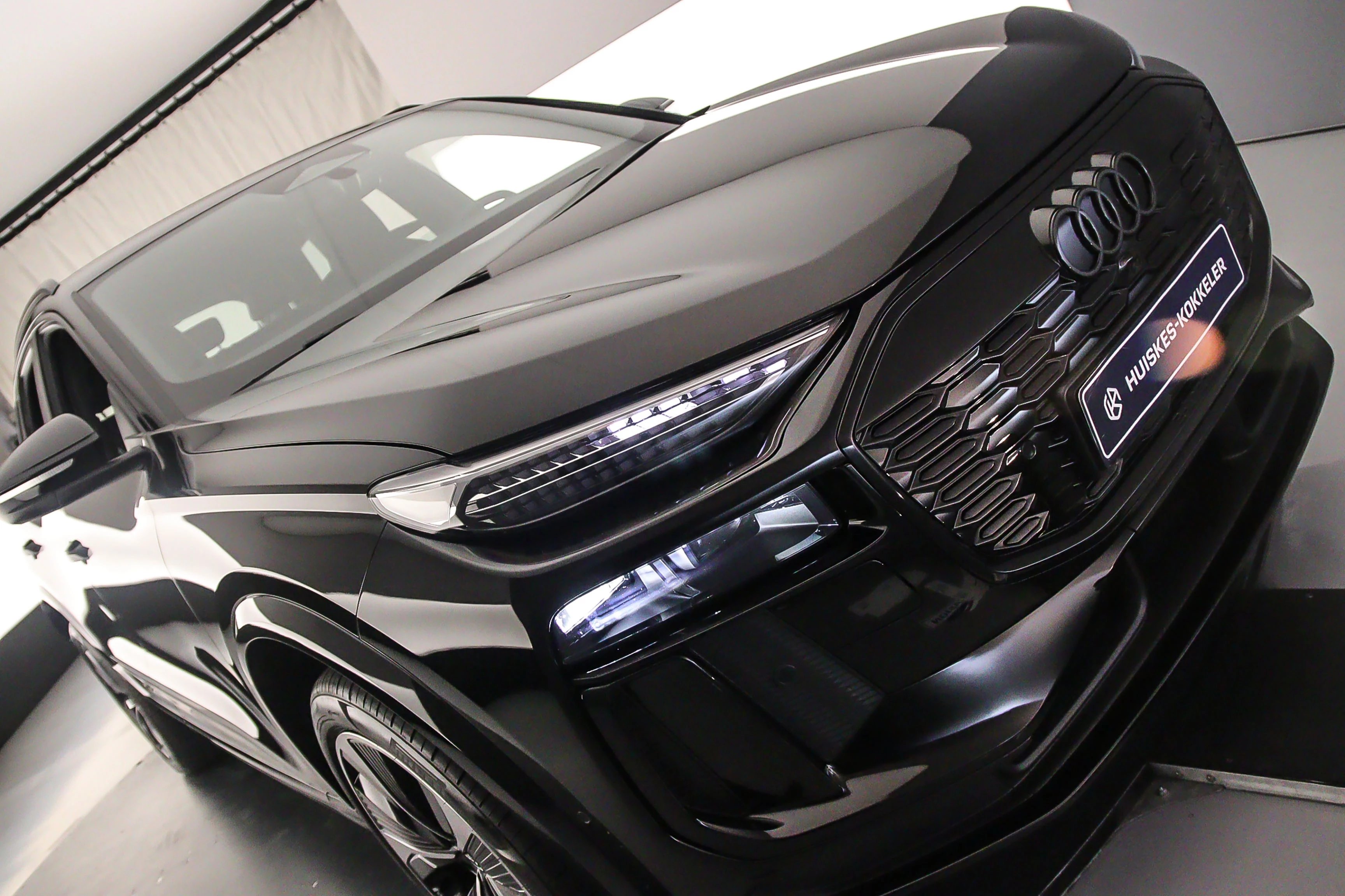 Hoofdafbeelding Audi Q6 e-tron