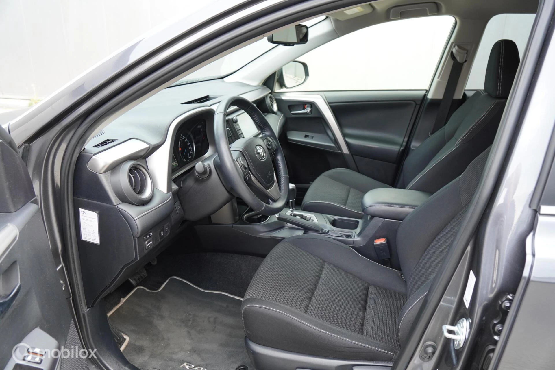 Hoofdafbeelding Toyota RAV4