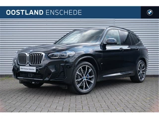 Hoofdafbeelding BMW X3 BMW X3 xDrive30e High Executive M Sport Automaat / Panoramadak / M Sportstoelen / Adaptieve LED / Active Cruise Control / Comfort Access / Stoelverwarming / Head-Up / Parking Assistant