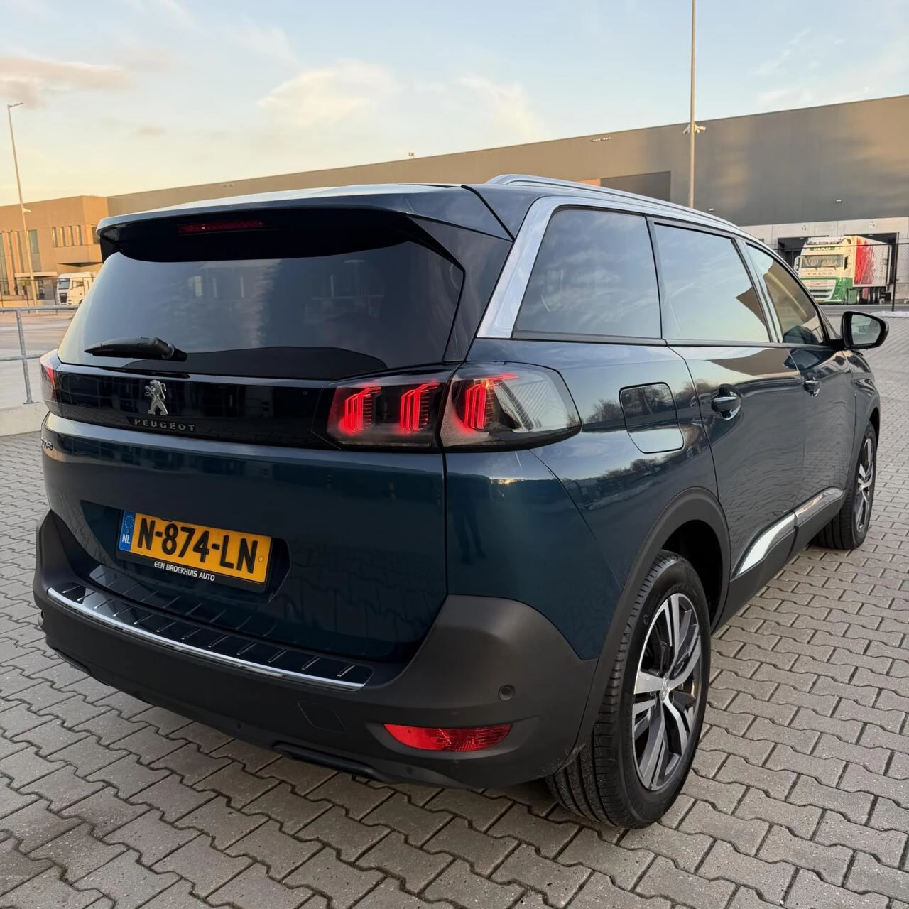 Hoofdafbeelding Peugeot 5008