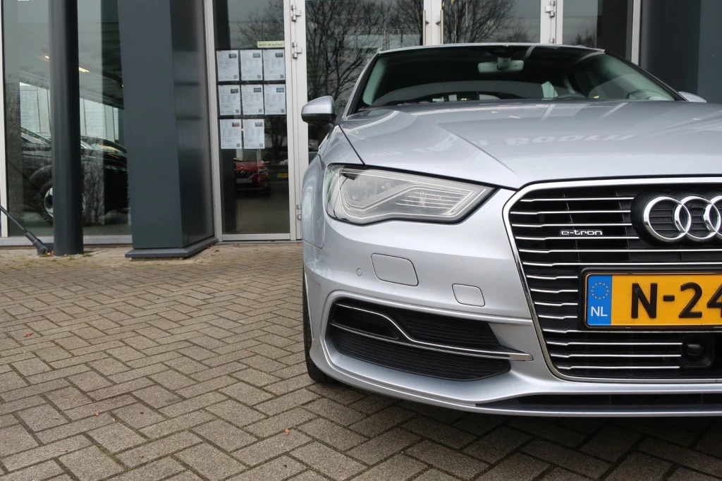 Hoofdafbeelding Audi e-tron