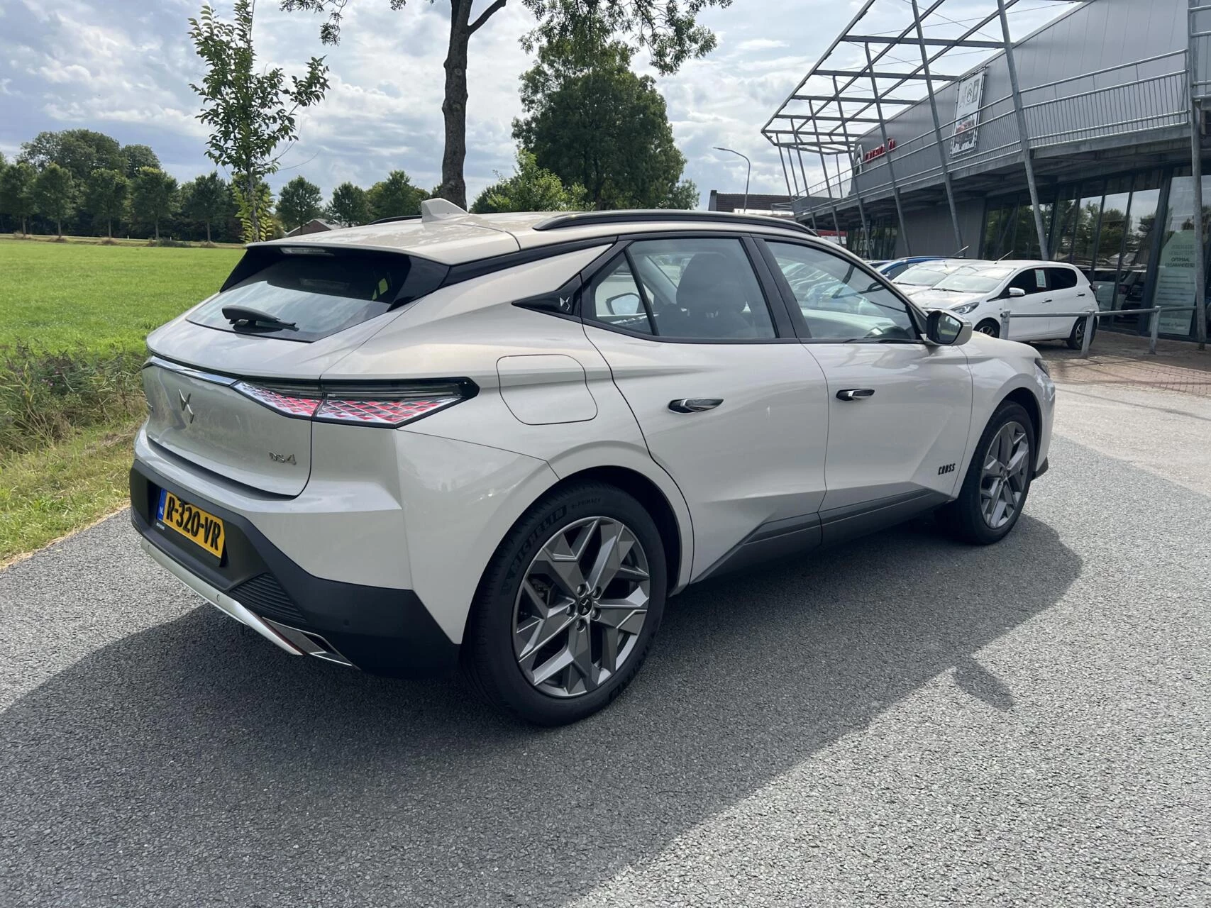 Hoofdafbeelding DS DS 4