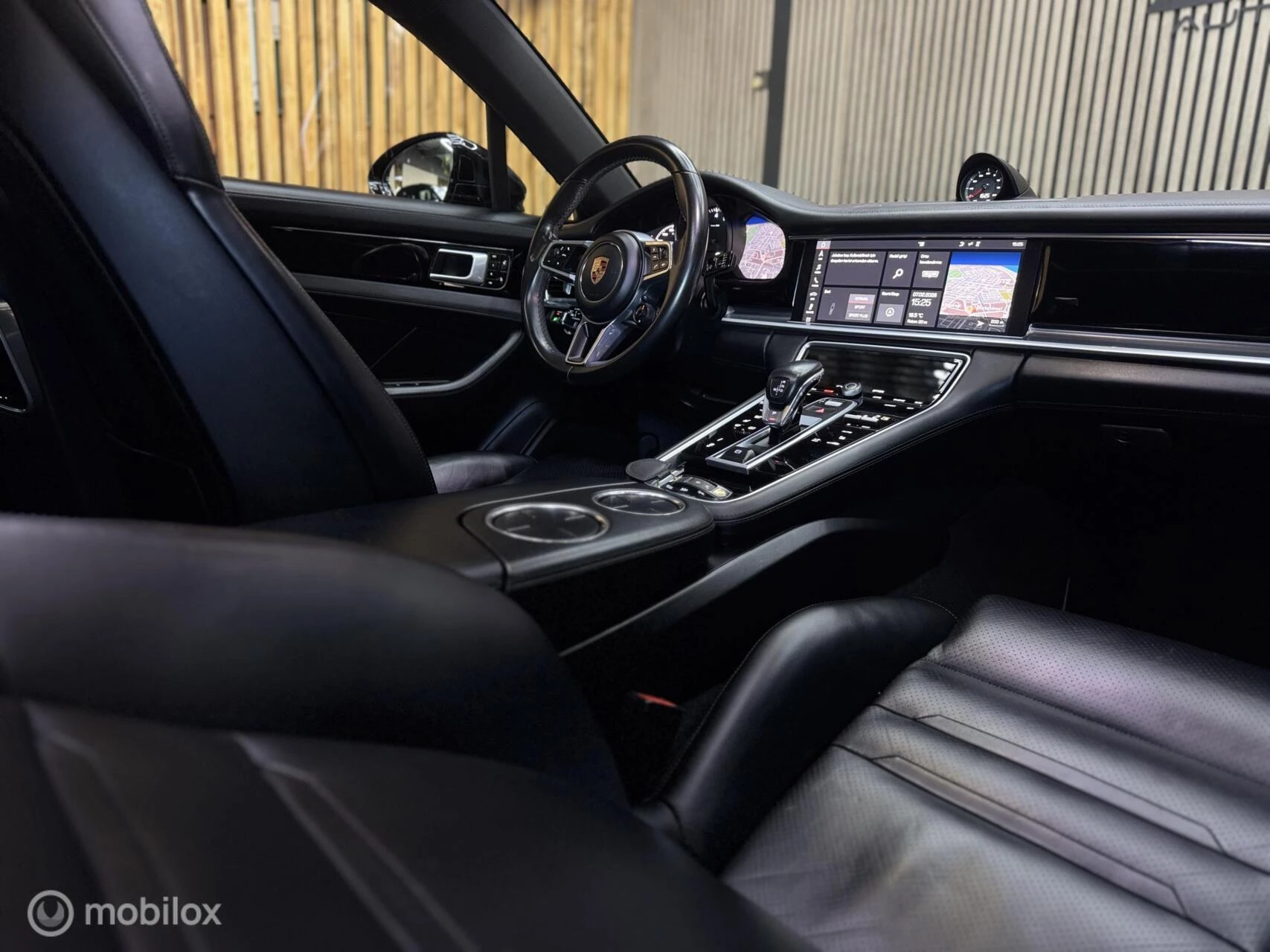 Hoofdafbeelding Porsche Panamera