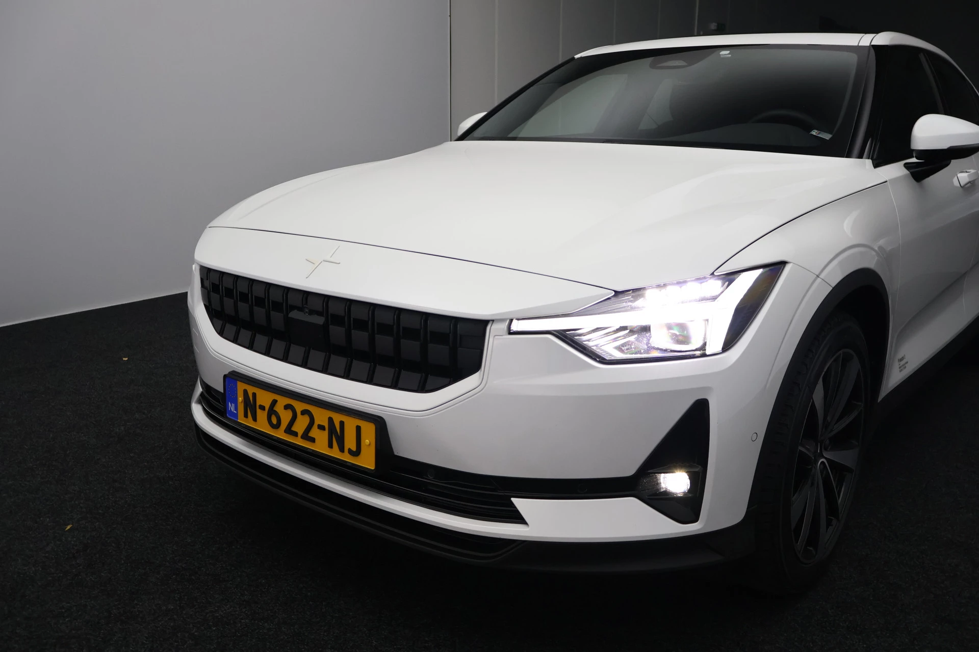 Hoofdafbeelding Polestar 2