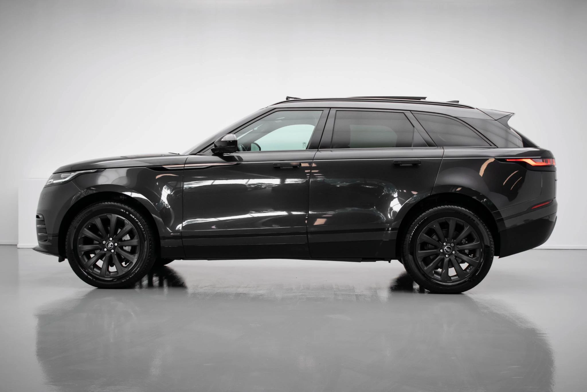 Hoofdafbeelding Land Rover Range Rover Velar