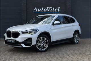 BMW X1 xDrive25e | Panodak | Sportleder | Head-Up | Trekhaak | Adaptive Cruise | Camera