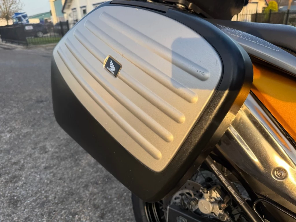 Hoofdafbeelding Honda Transalp 700