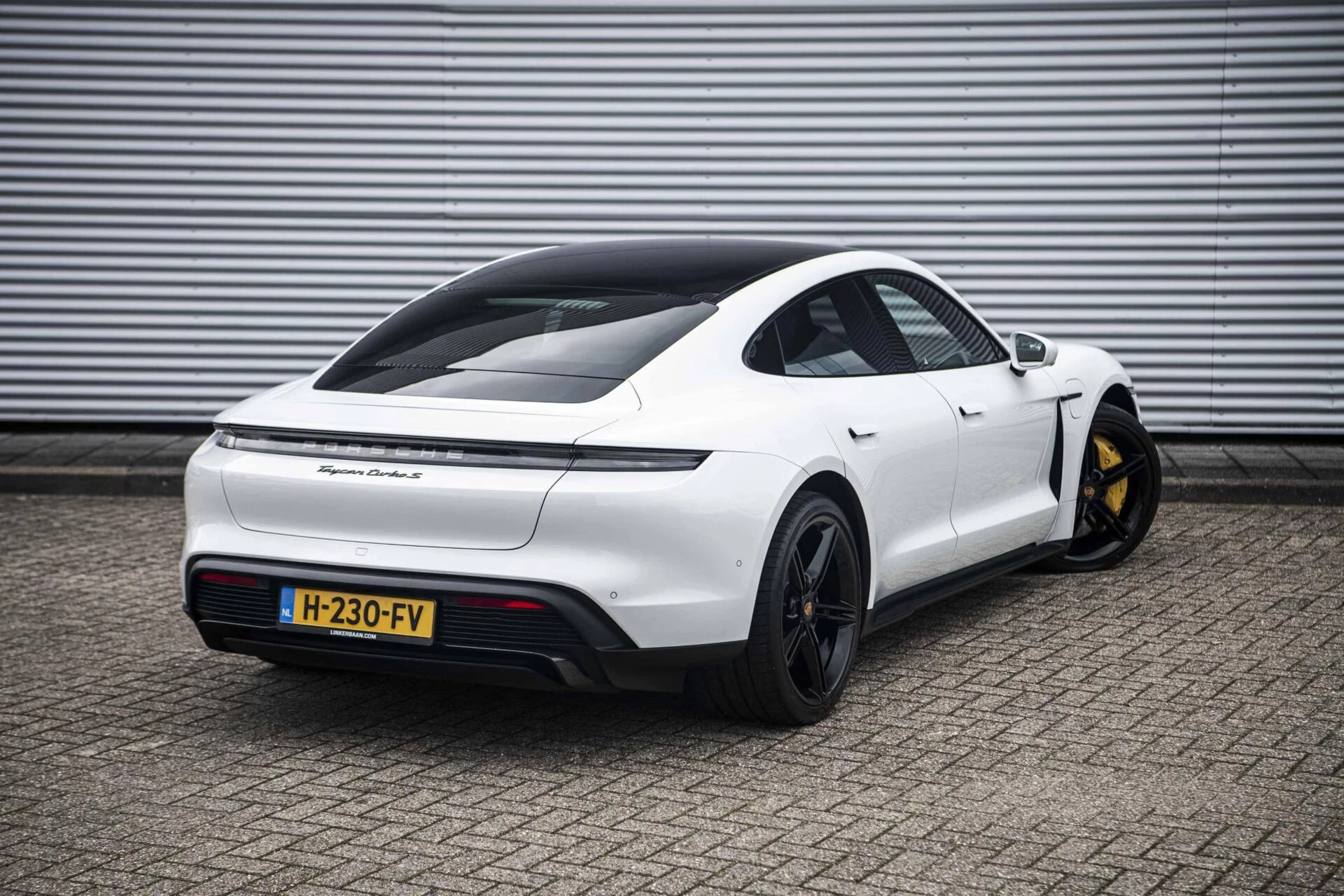 Hoofdafbeelding Porsche Taycan